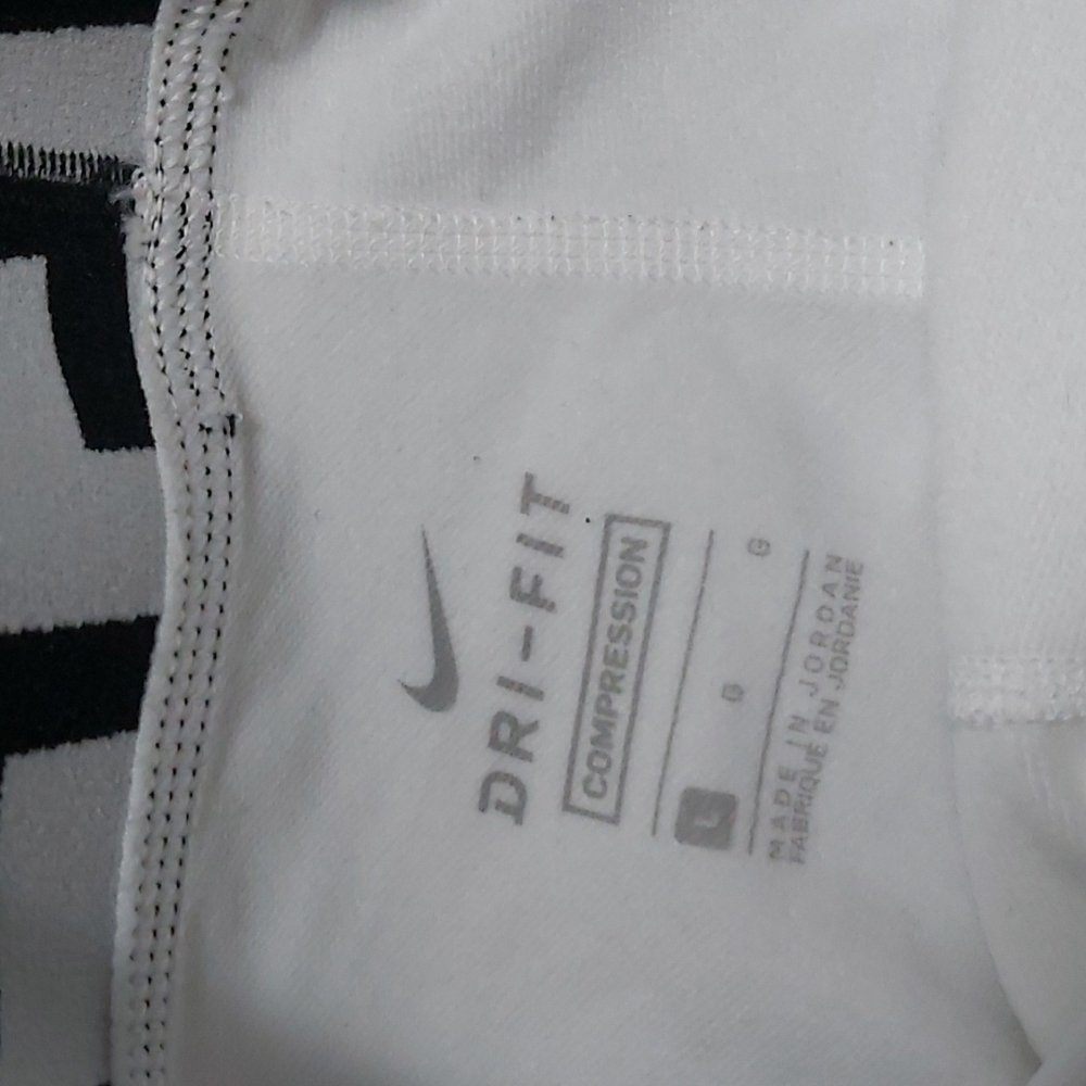 Nike compression - Picture 3 of 5